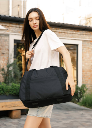 Жіноча спортивна сумка Sambag Vogue LQH чорна тканева